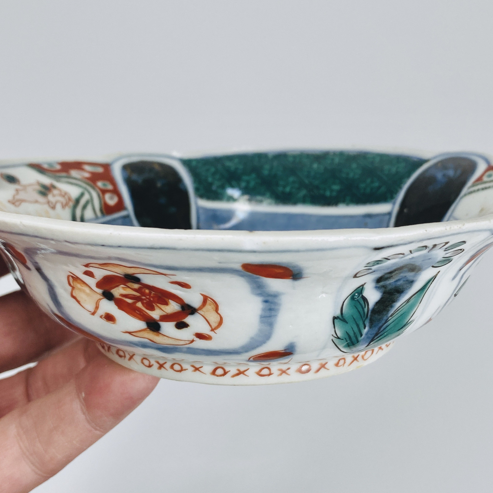 Bol en porcelaine japonaise de Kutani - XVIIIe siècle