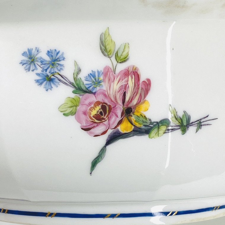 Sèvres - Saladier à mortier à décor de bouquets de fleurs - XVIIIe siècle