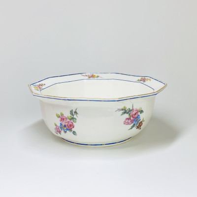 Sèvres - Saladier à mortier à décor de bouquets de fleurs - XVIIIe siècle