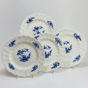 Quatre plats en porcelaine de Tournai - XVIIIe siècle