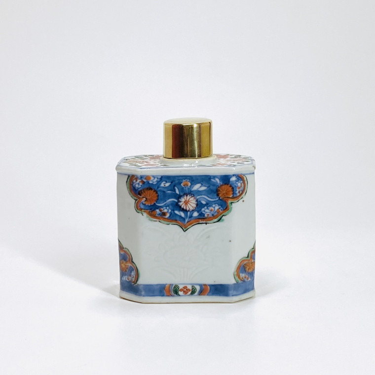 Chine - Boîte à thé à décor Imari - Époque Kangxi (1662-1722)