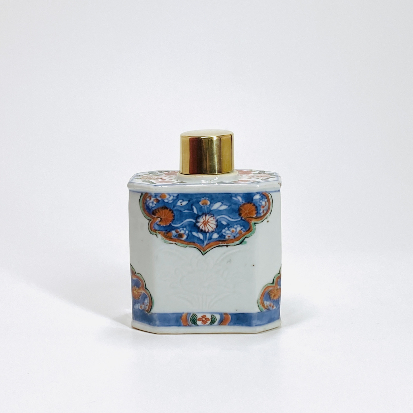 Chine - Boîte à thé à décor Imari - Époque Kangxi (1662-1722)