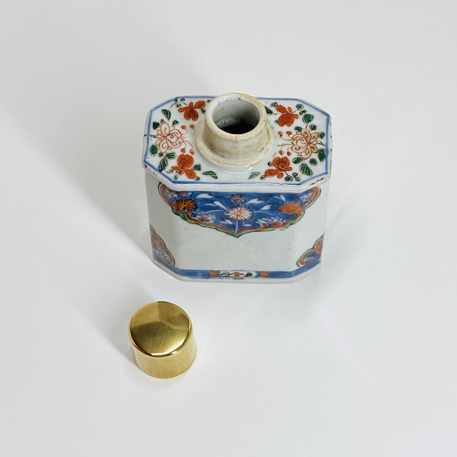 Chine - Boîte à thé à décor Imari - Époque Kangxi (1662-1722)