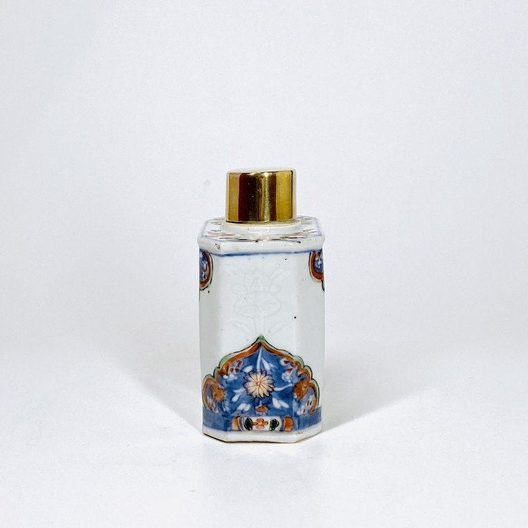 Chine - Boîte à thé à décor Imari - Époque Kangxi (1662-1722)
