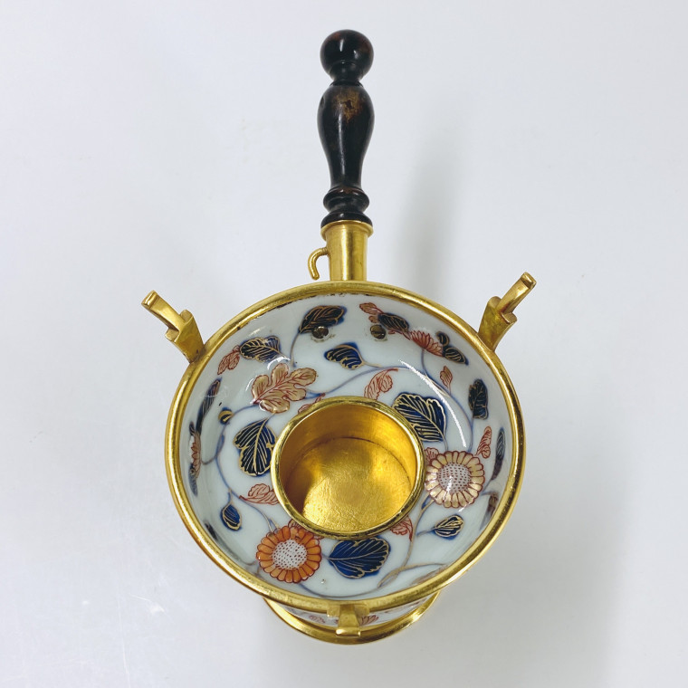 Japon - Petit réchaud à décor Imari - XVIIIe siècle