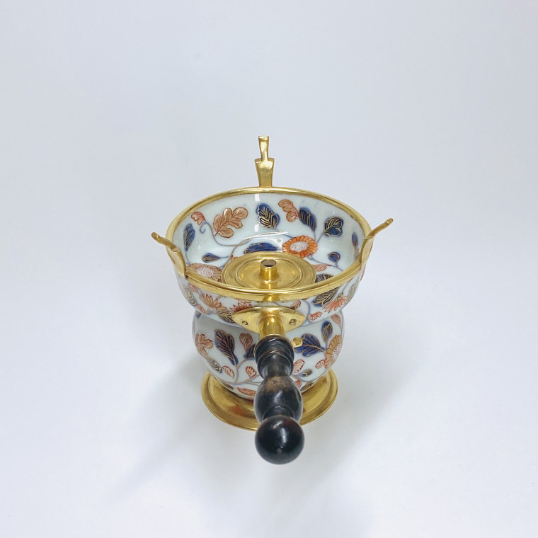 Japon - Petit réchaud à décor Imari - XVIIIe siècle