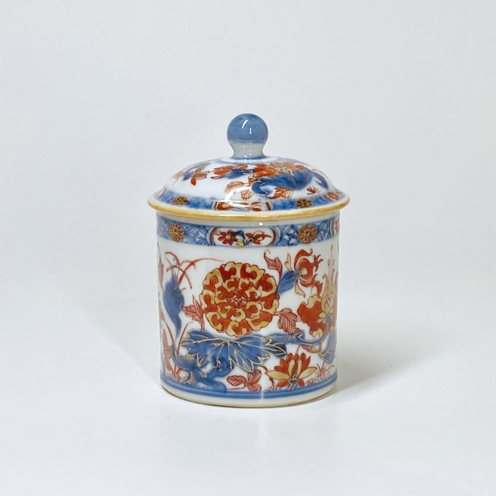 Chine - Pot à pommade à décor Imari - XVIIIe siècle