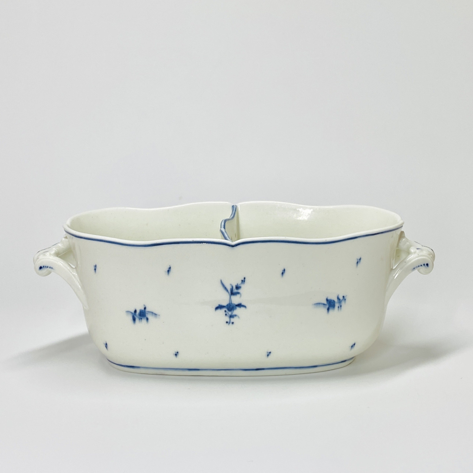 Arras - Seau à liqueurs en porcelaine tendre - XVIIIe siècle