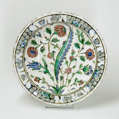 Iznik - Plat Tabak à la palme Saz - Fin du XVIe