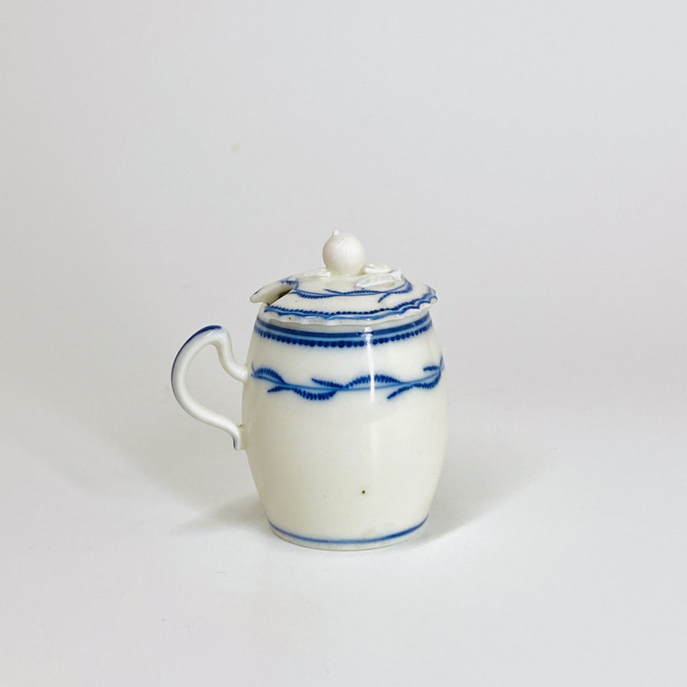 Arras soft porcelain mustard pot - Eighteenth century