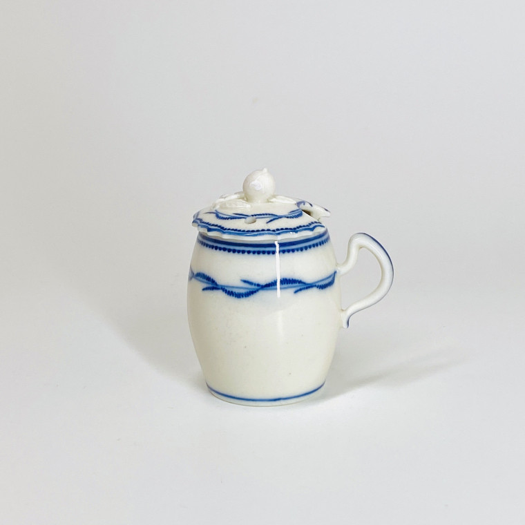 Moutardier en porcelaine tendre d’Arras - XVIIIe siècle